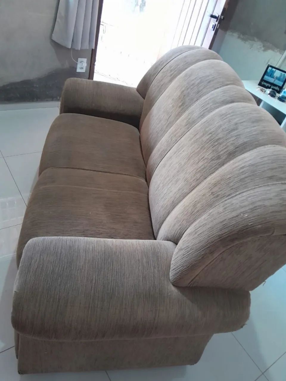 Sofá 2 lugares - Foto 3