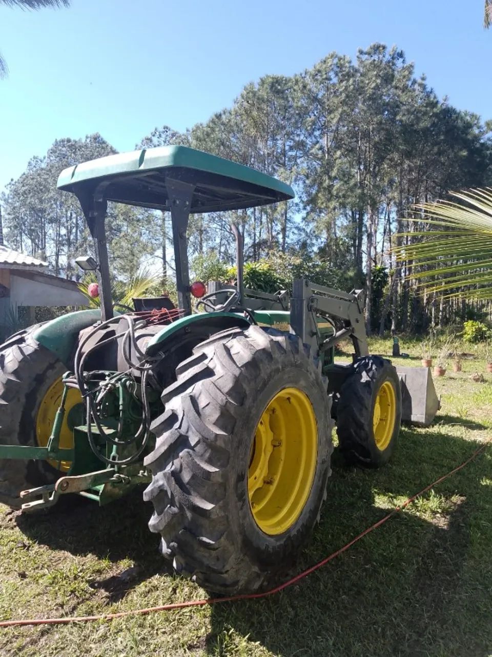 Trator John Deere 5603 - Foto 4