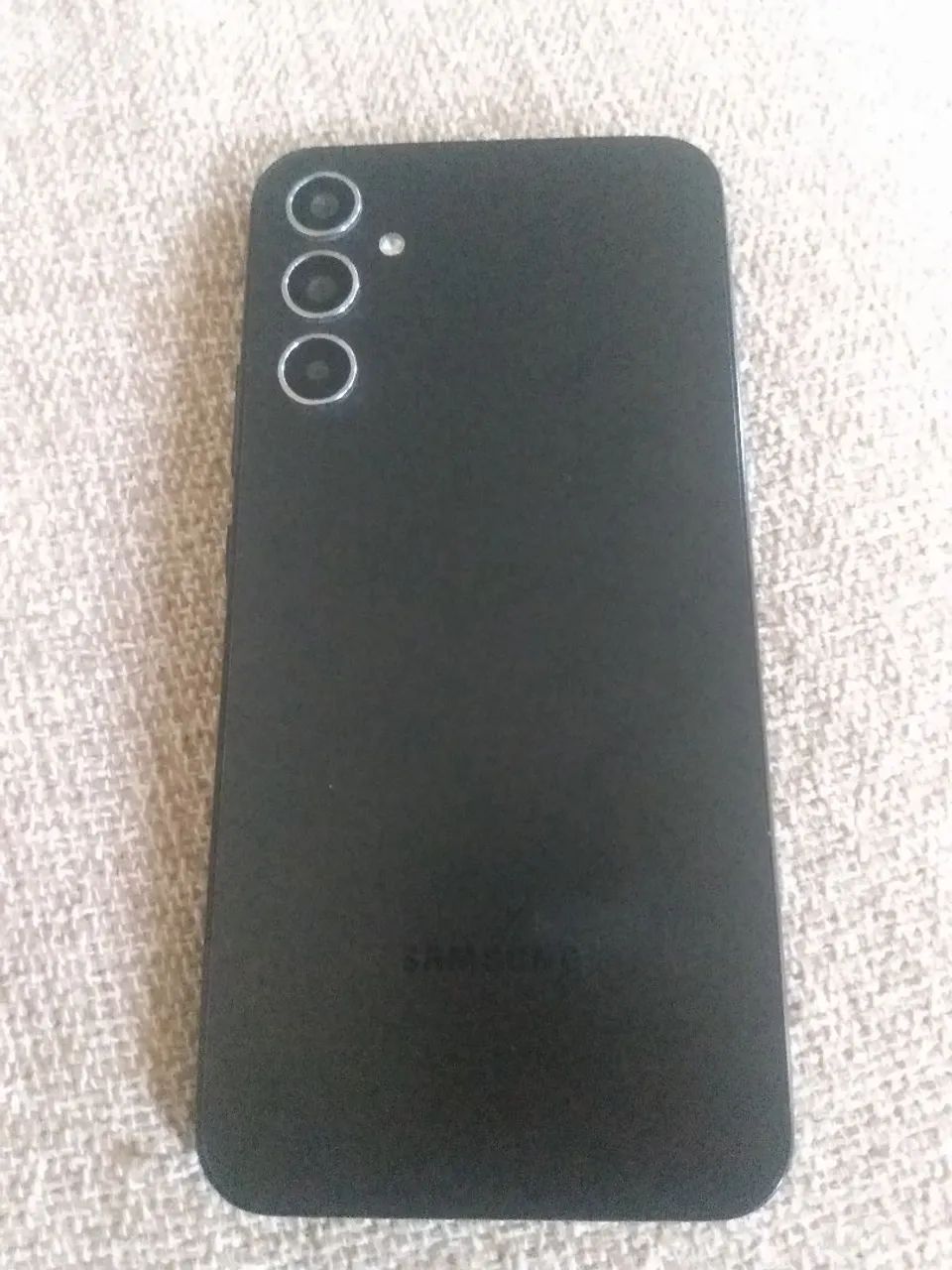 Vendo celular A34 