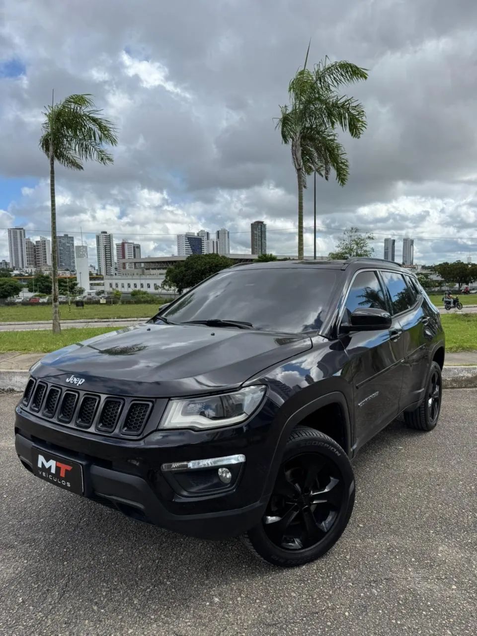 Jeep Compass COMPASS LONGITUDE 2.0 4x4 Dies. 16V Aut. 2017