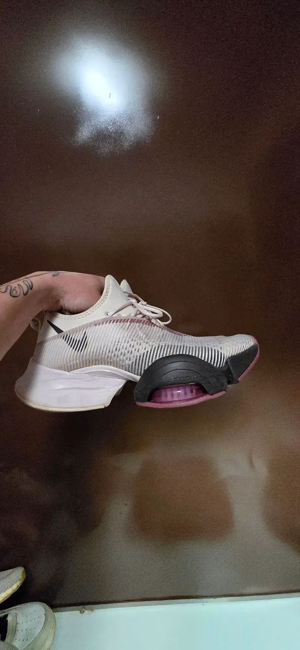Tênis NIKE