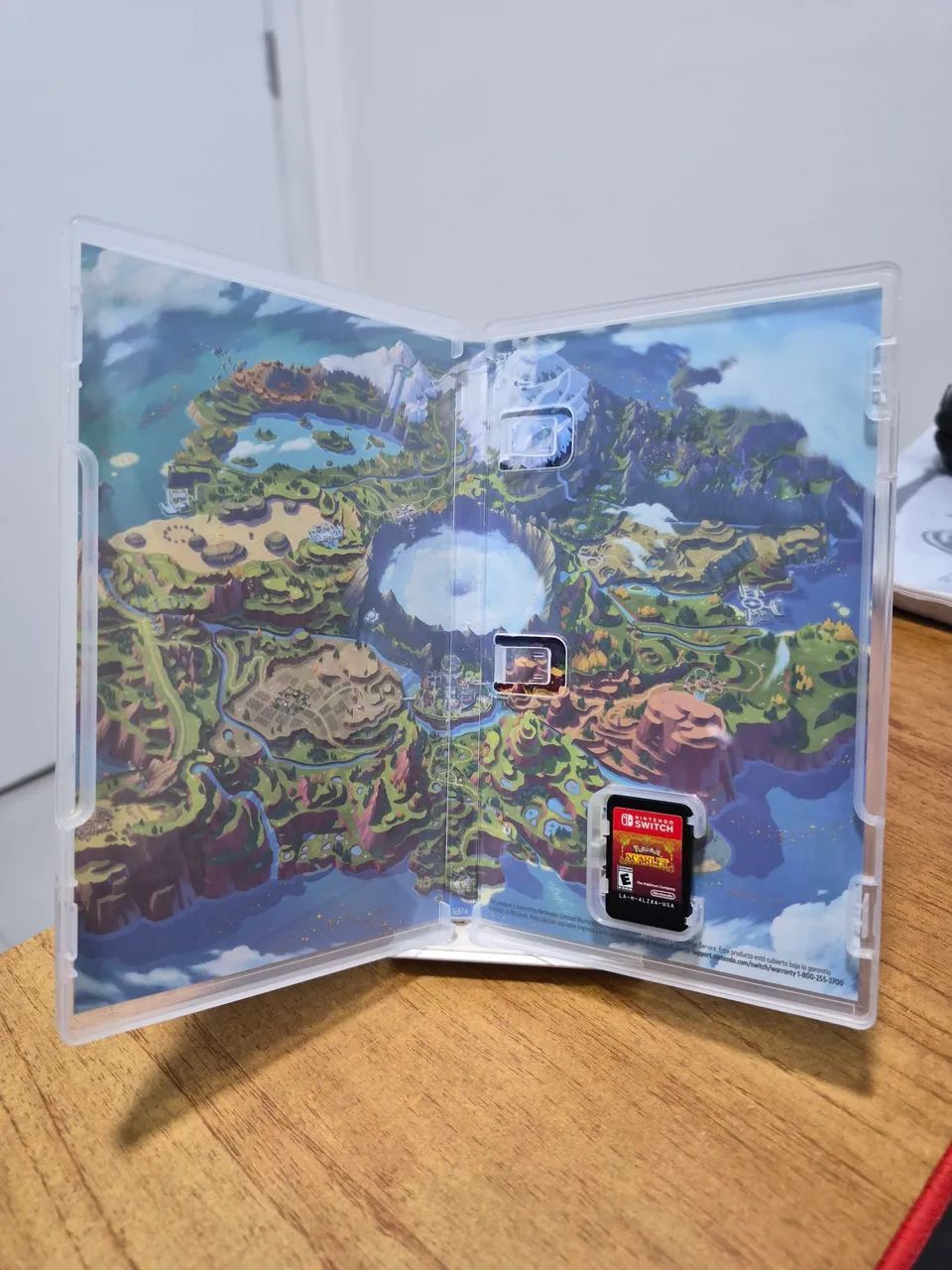 Pokemon Scarlet - Nintendo Switch - Foto 2