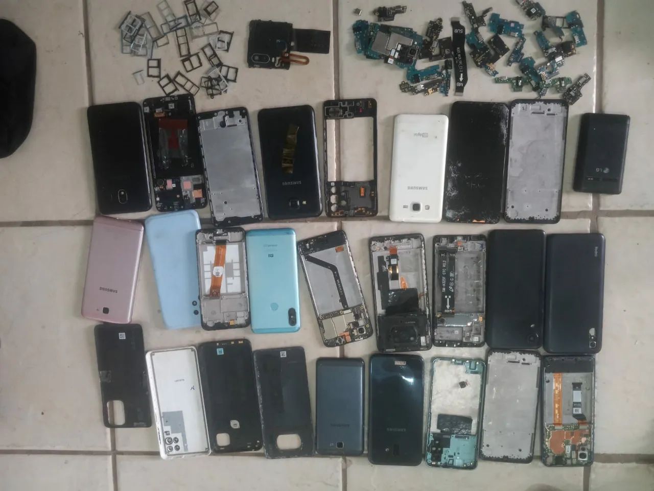 Peças e partes de celulares