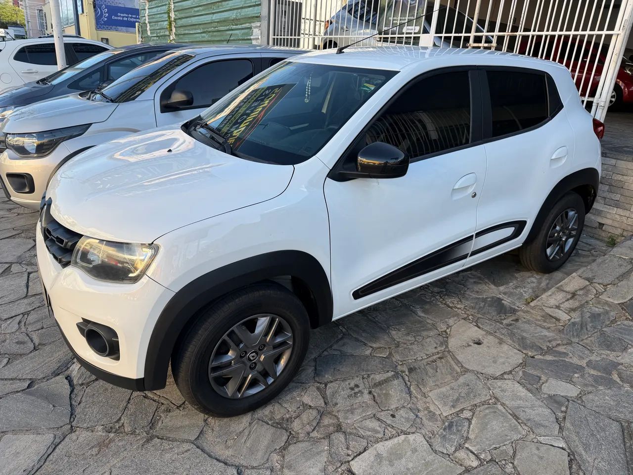 Renault Kwid Intense 1.0 Flex 12V 5P Mec. 2020