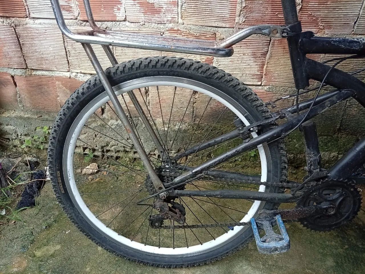 Vende-se bicicleta aro 26 - Foto 3
