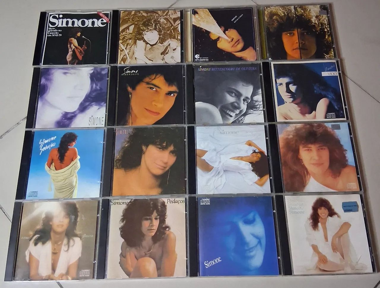 CD Simone Lote com 24 Discos