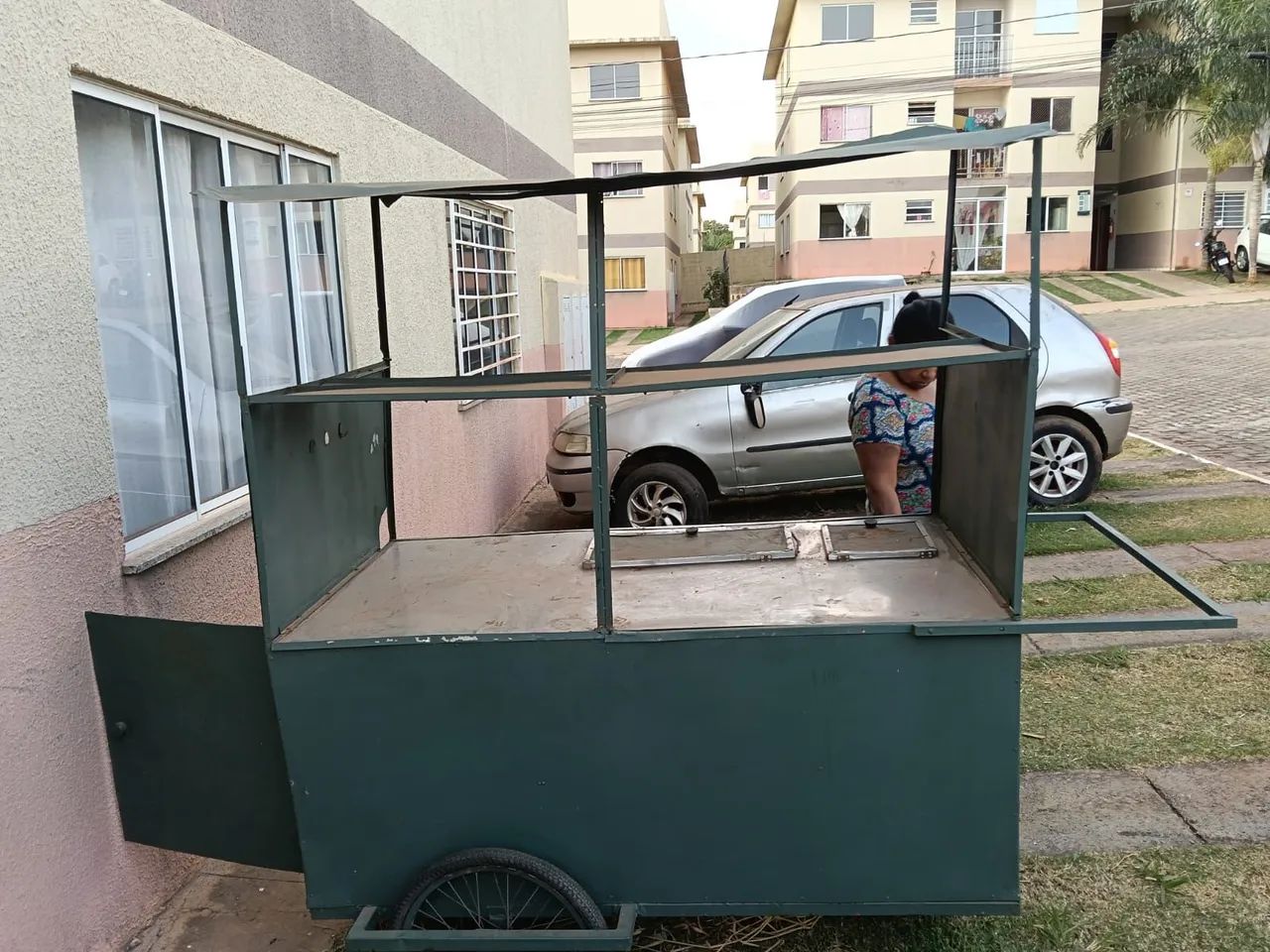 Vendo carrinho pra trabalhar nas ruas 