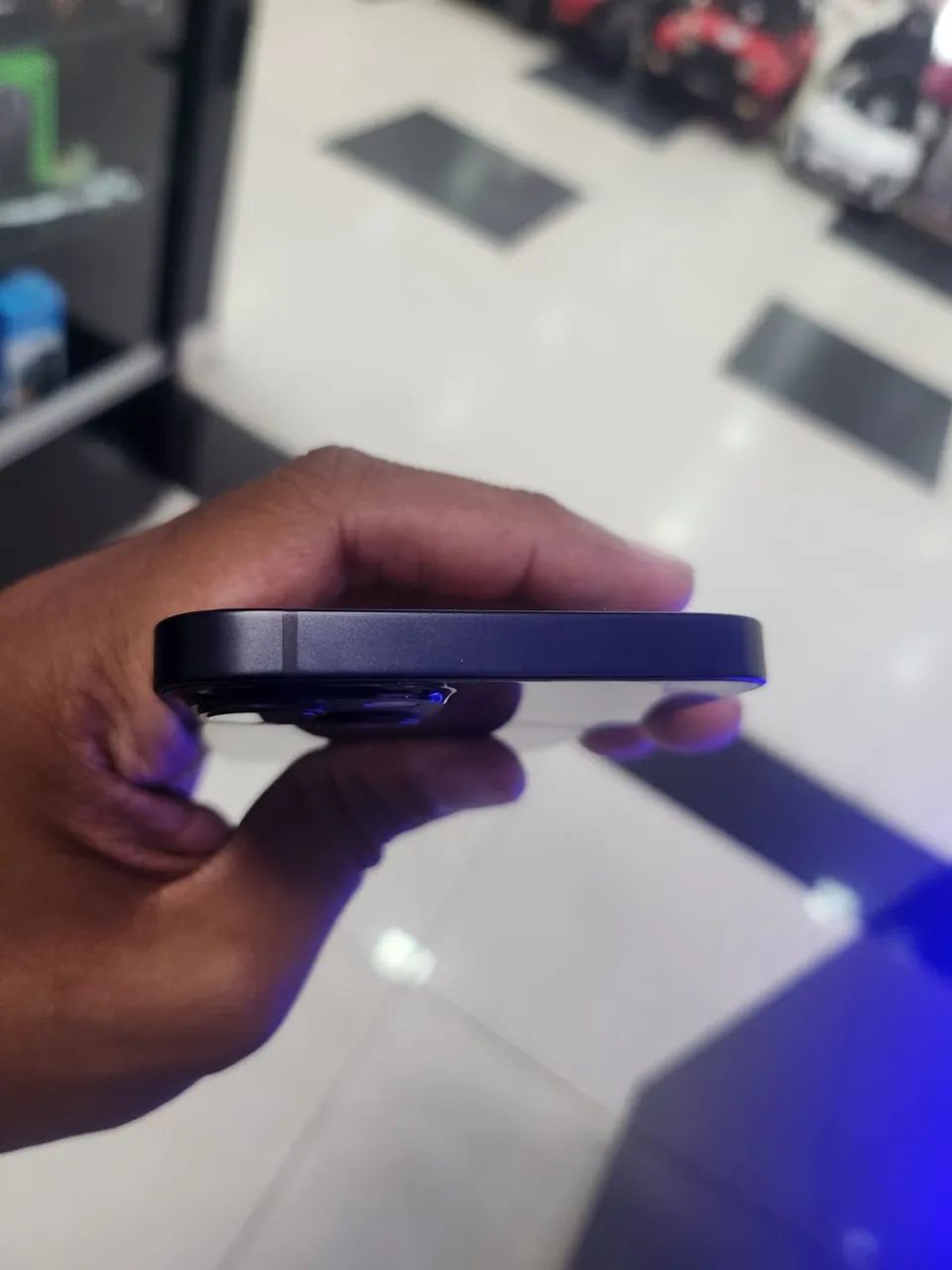 IPHONE 13 - Foto 5