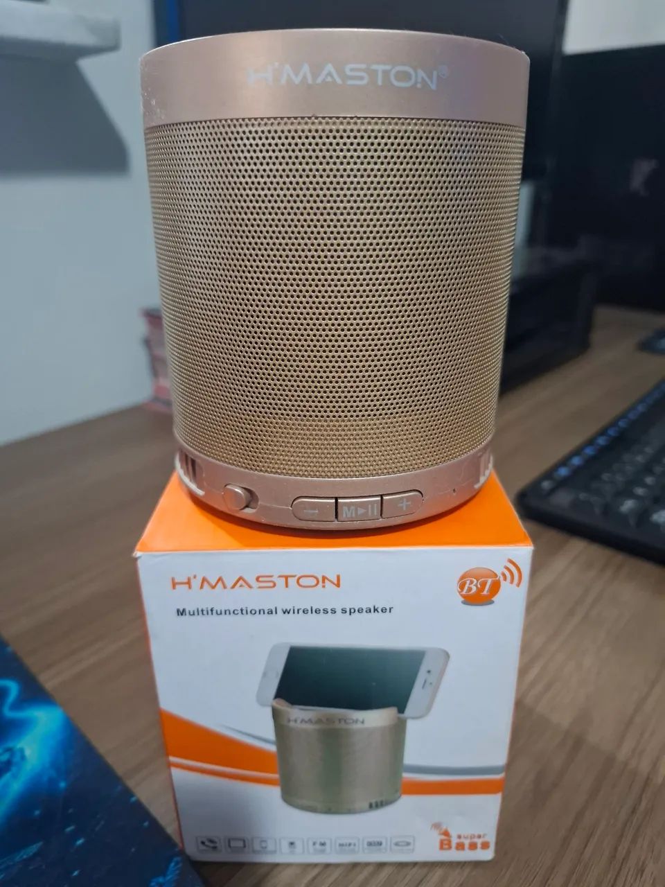 Caixa De Som Bluetooth Portátil H'Maston Q3 Com Suporte Para Celular - Semi Nova
