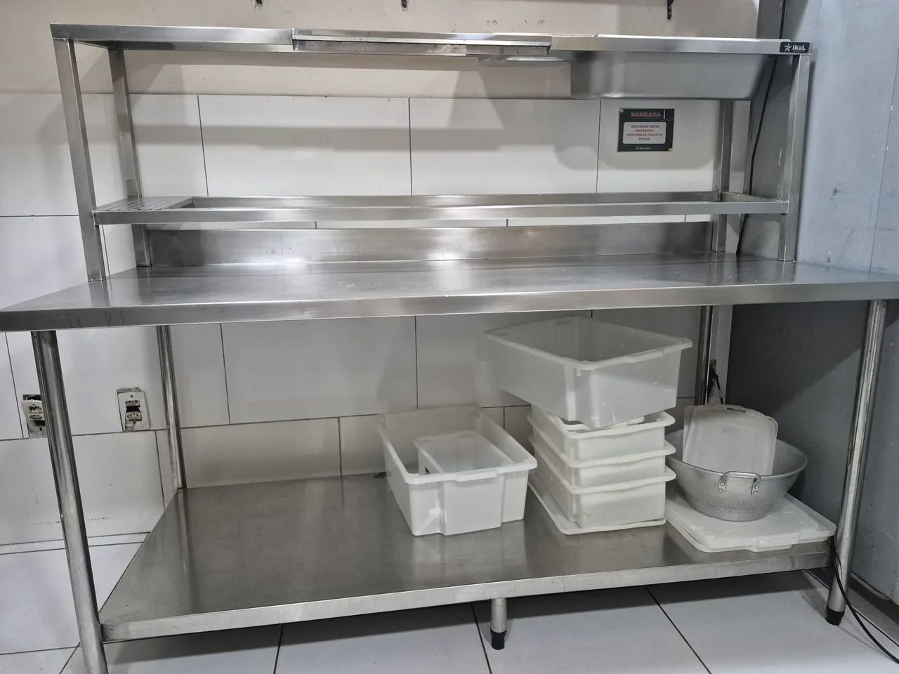 Condimentadora em aço inox 