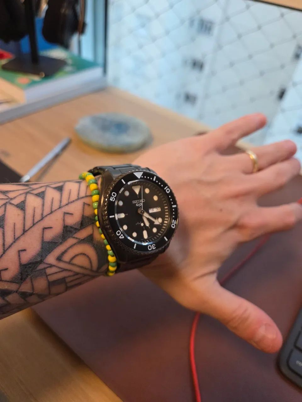 Relógio Seiko 5 Sports SRPD65B1 All Black - Foto 5