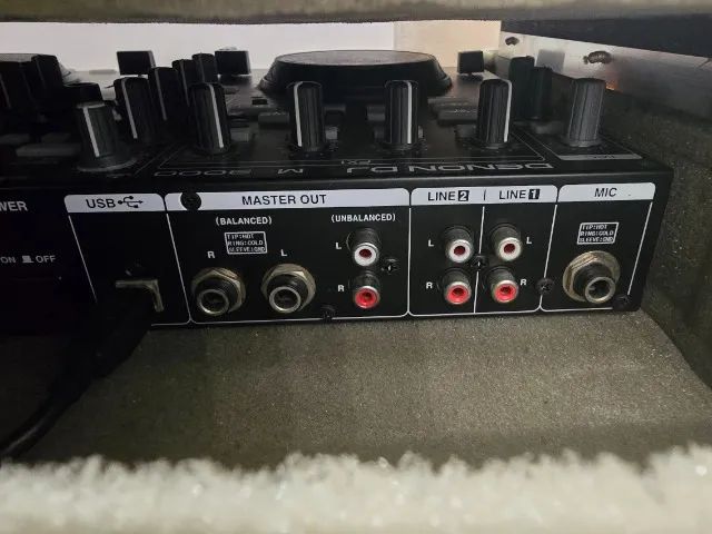 Controladora Denon MC3000 VirtualDJ - Equipamentos e Acessórios de