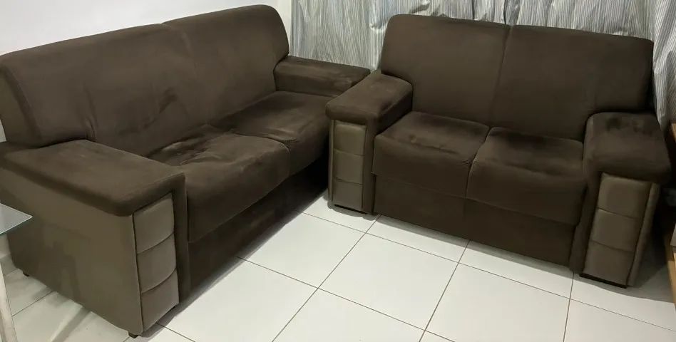 SOFÁ 2 E 3 LUGARES 