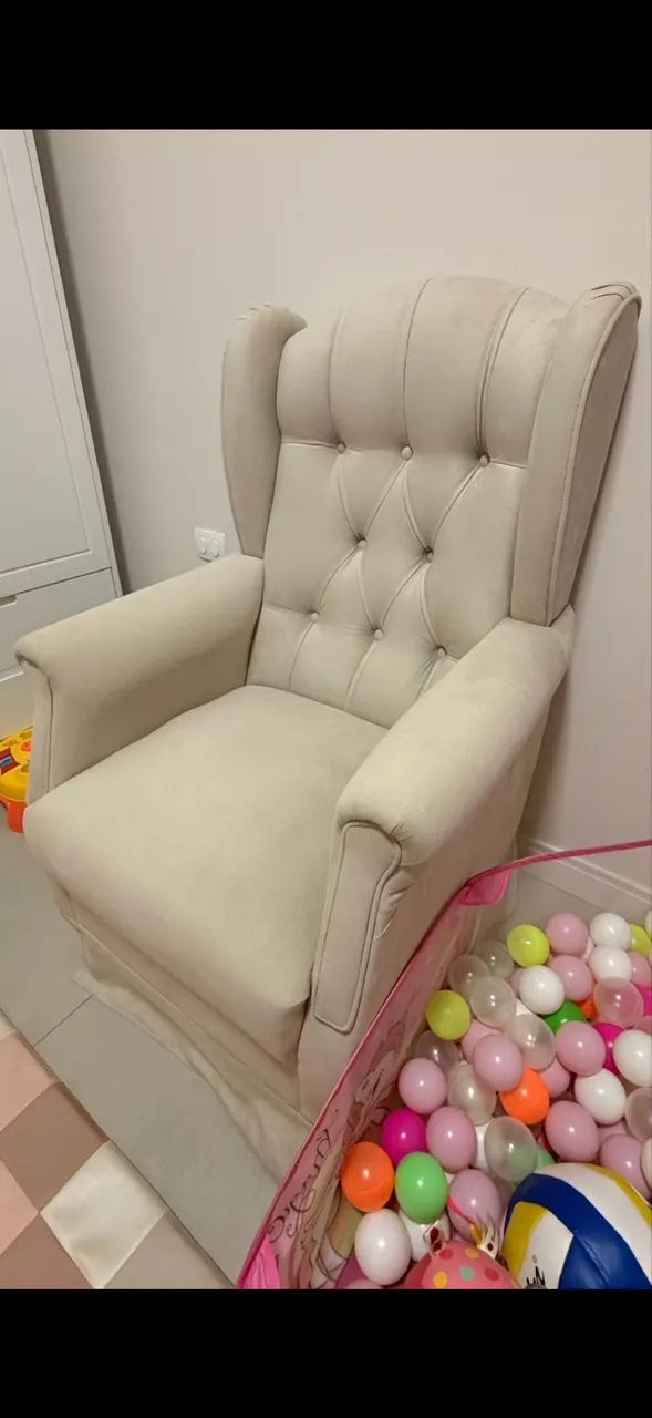 Poltrona confortável e em ótimo estado ?