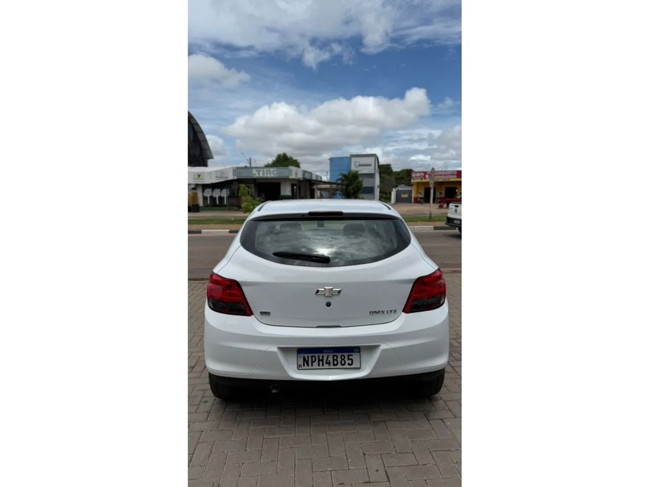 Chevrolet Onix Hatch LTZ 1.4 8V Flex Aut. 4P 2014 - Foto 5
