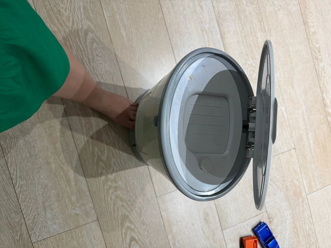 Lixeira anti-odor para fraldas  - Foto 3