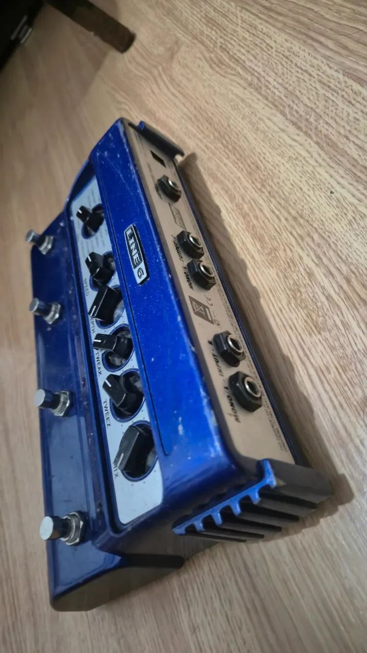 Pedal Line 6 mm4 modulation modeler - Instrumentos musicais