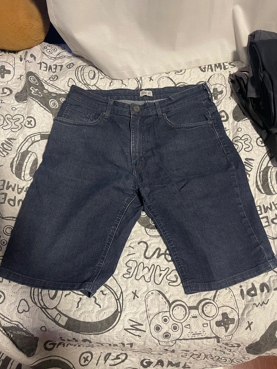 Roupas, P,M, mangas curtas, longas, shorts, moletom e bonés - Foto 4