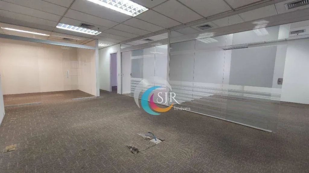 Conjunto comercial com 200,00m² com 6 vagas de garagem Gerador TOTAL Heliponto