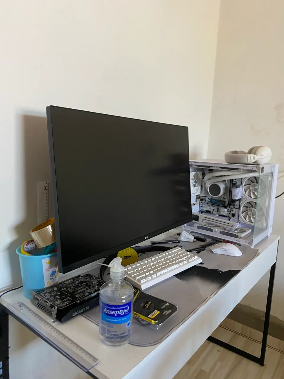 Monitor LG de 32 polegadas 4K