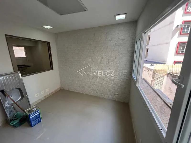 Sala - / Comercial / Centro