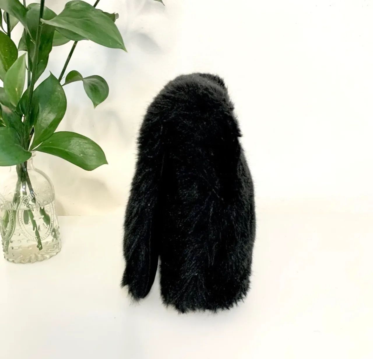 clutch preta de pelinhos da forever 21 bolsa envelope - Foto 4
