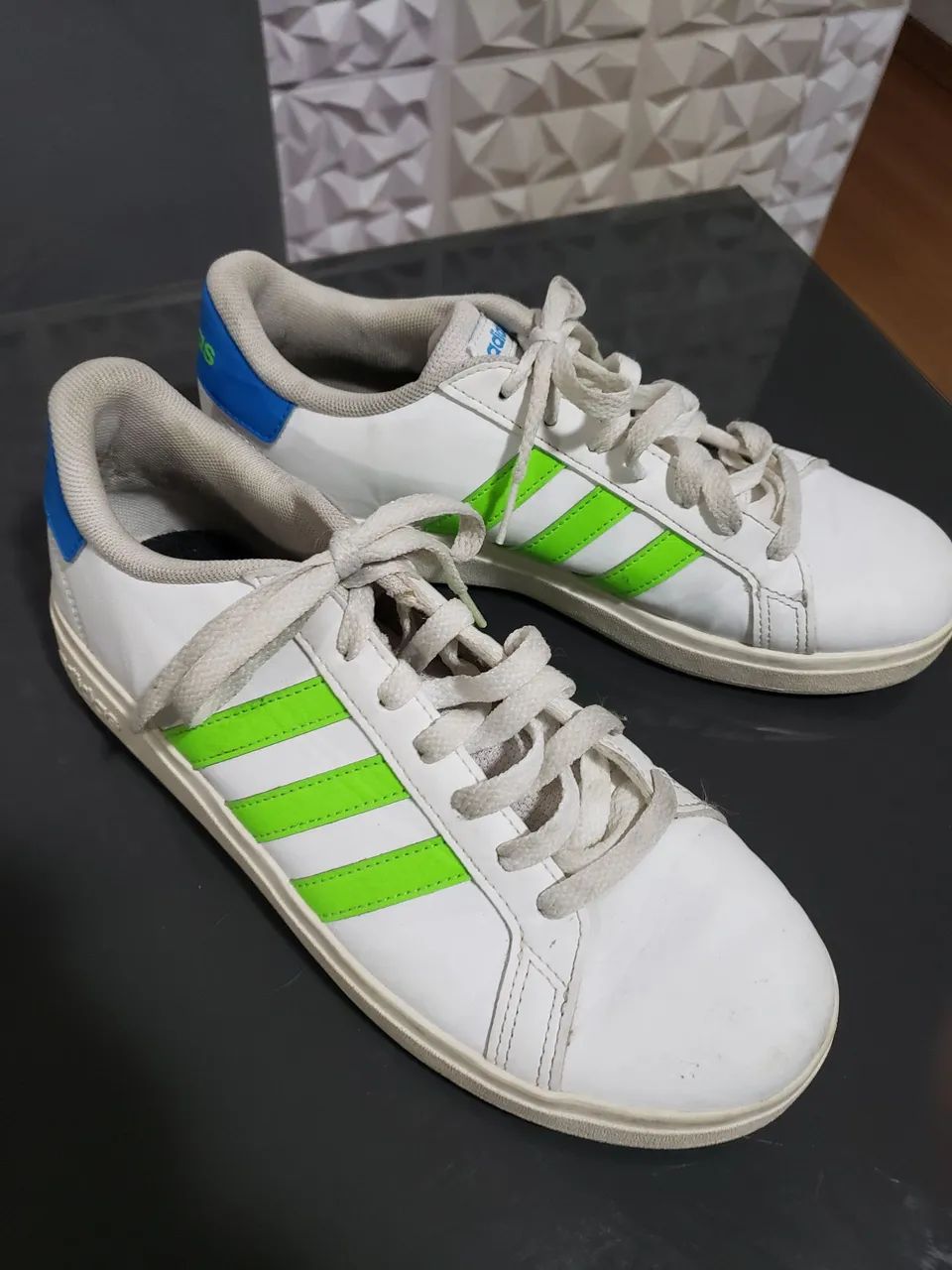 Tenis branco masculino Adidas