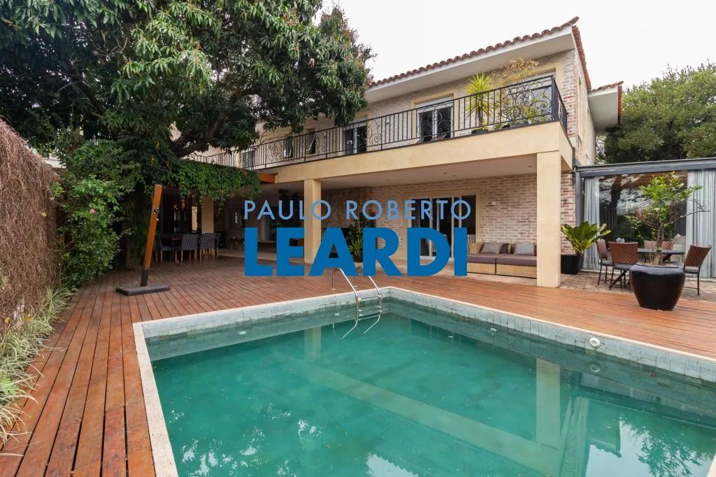 CASA ASSOBRADADA - CITY BOAÇAVA - SP