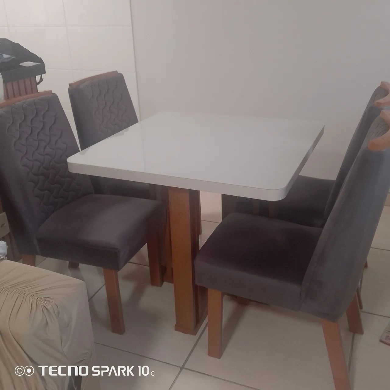 Mesa de jantar ótimo estado. - Foto 4