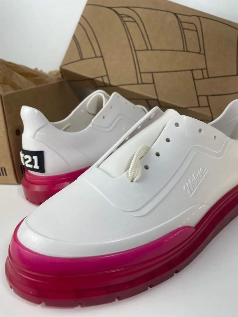 Tênis melissa classic snea branco e rosa 37 *novo na caixa*