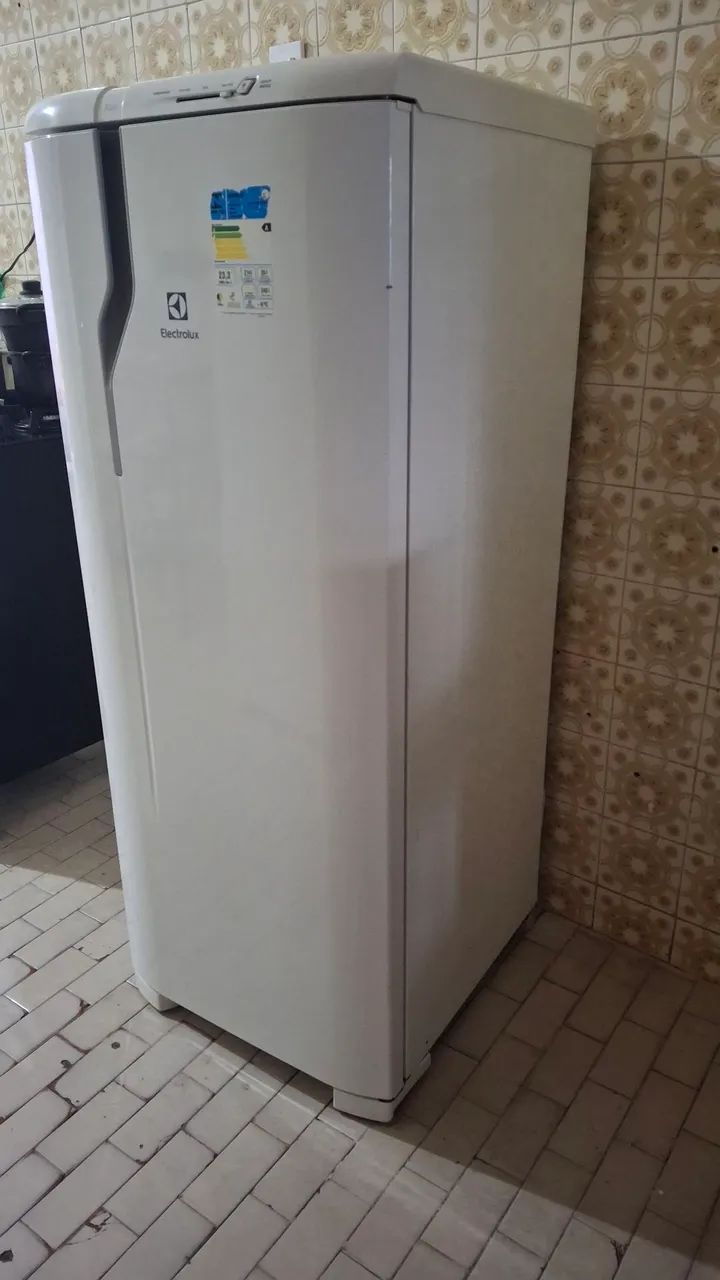 Refrigerador 310L  Electrolux.