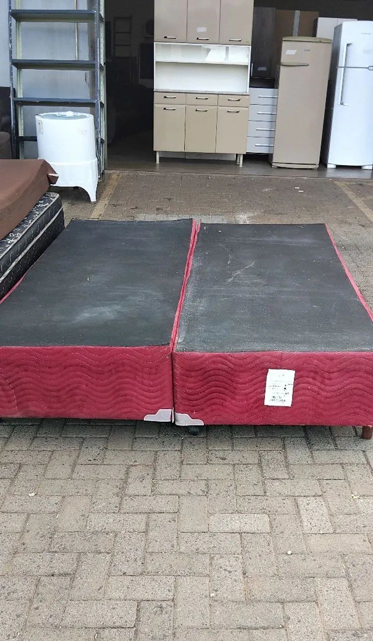 Base de cama box casal USADA ENTREGA dentro de Uberlândia MG 