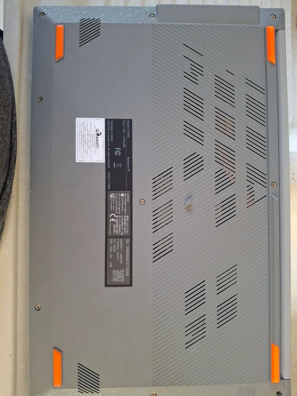 Vende-se notebook Asus Vivobook  - Foto 3