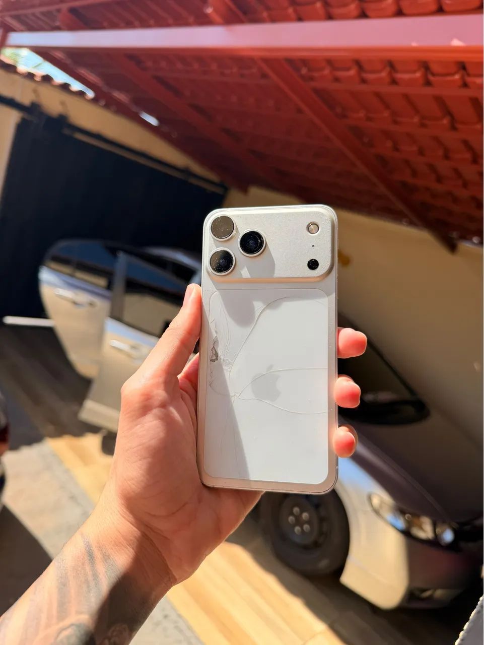 XS max - montado na carcaça do 17 pro max funcionando tudo - Foto 3