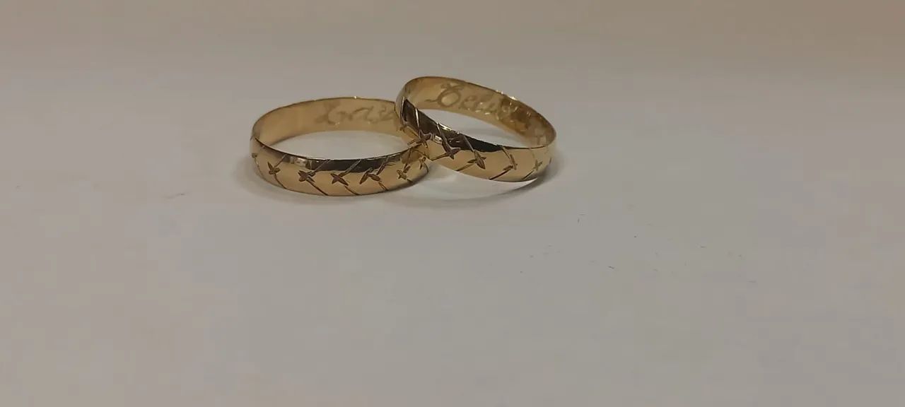Aliança em ouro 