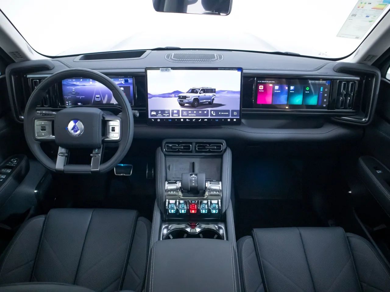 Denza B5 SUV híbrido plug-in, foto 5 de 13
