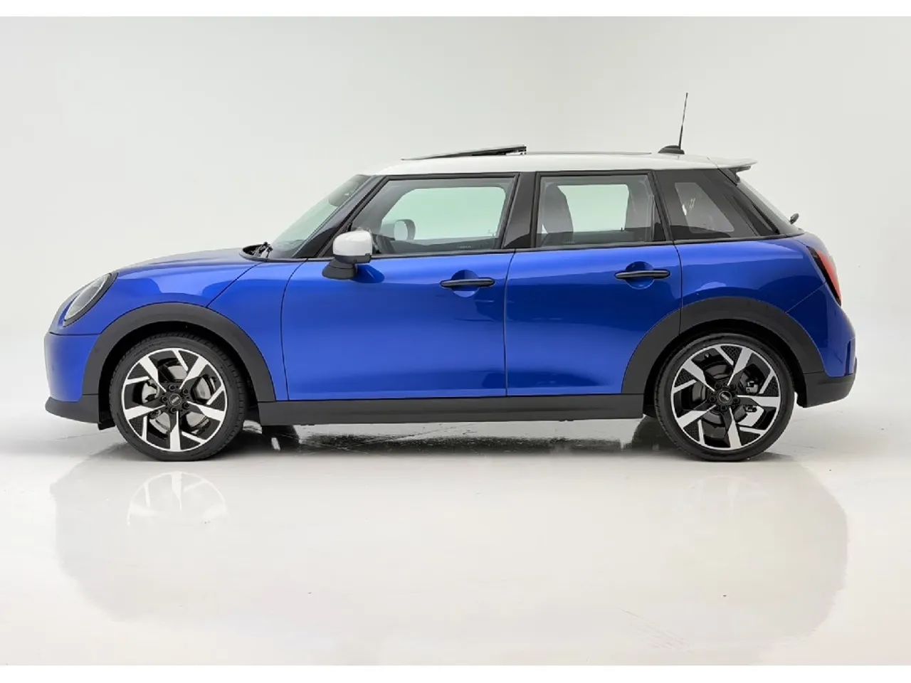 Mini Cooper 2.0 16V Twinpower Gasolina S 2P Steptronic 2026 - Foto 6