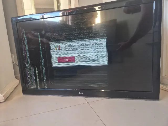 TV LG 42 polegadas - **Retirada de peças** - Foto 2