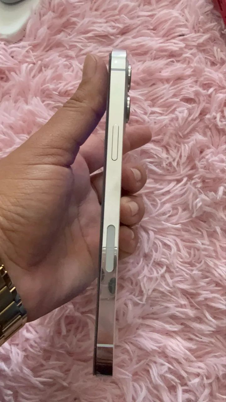 Vendo um IPhone 12 Pro Max  - Foto 2