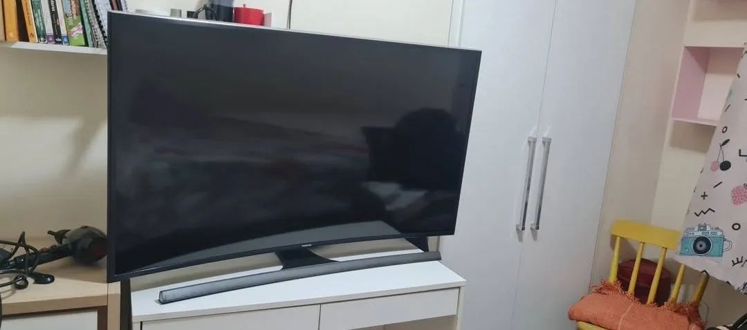 SMARTV SAMSUNG 4K UHD TELA CURVA 48 POLEGADAS  - Foto 2