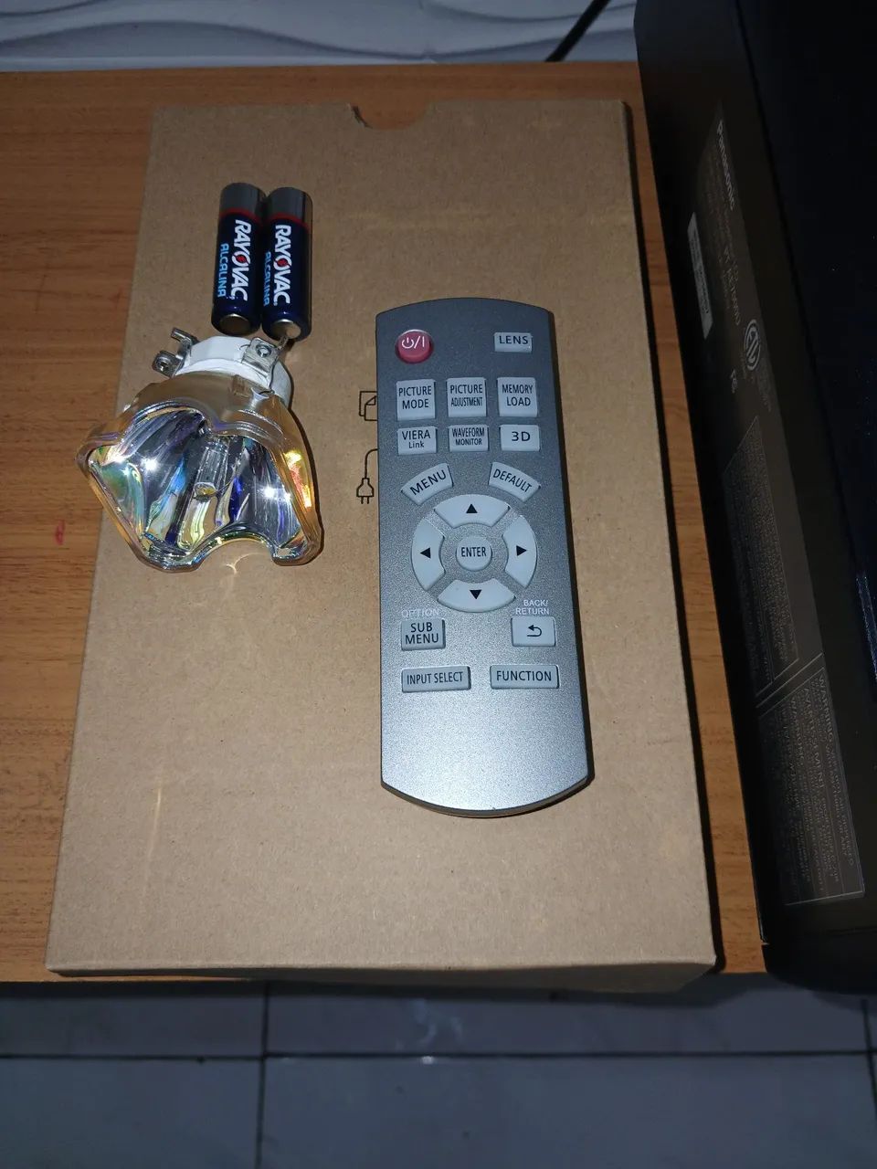 PROJETOR PANASONIC FULL HD - Foto 5