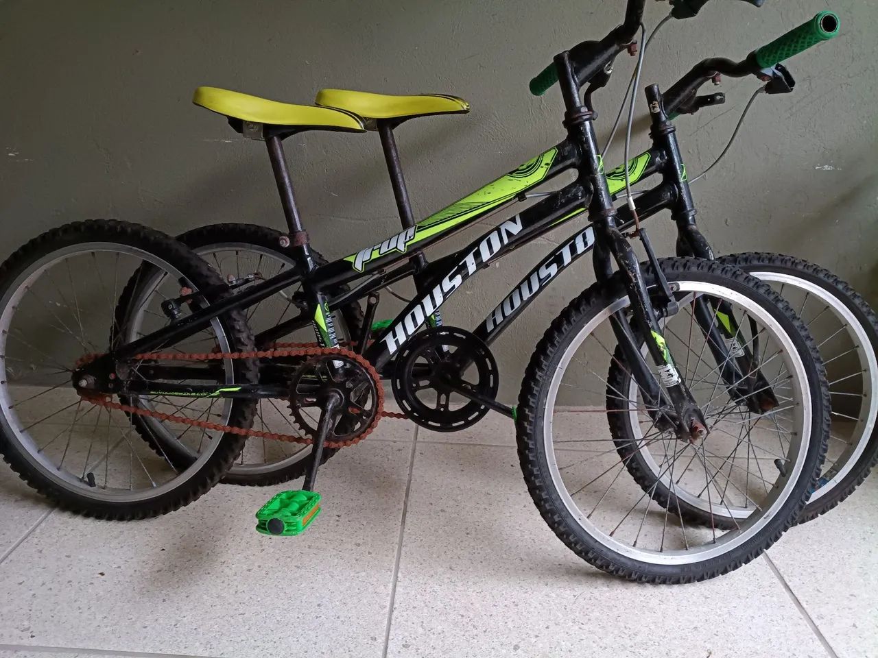 Duas bicicletas 