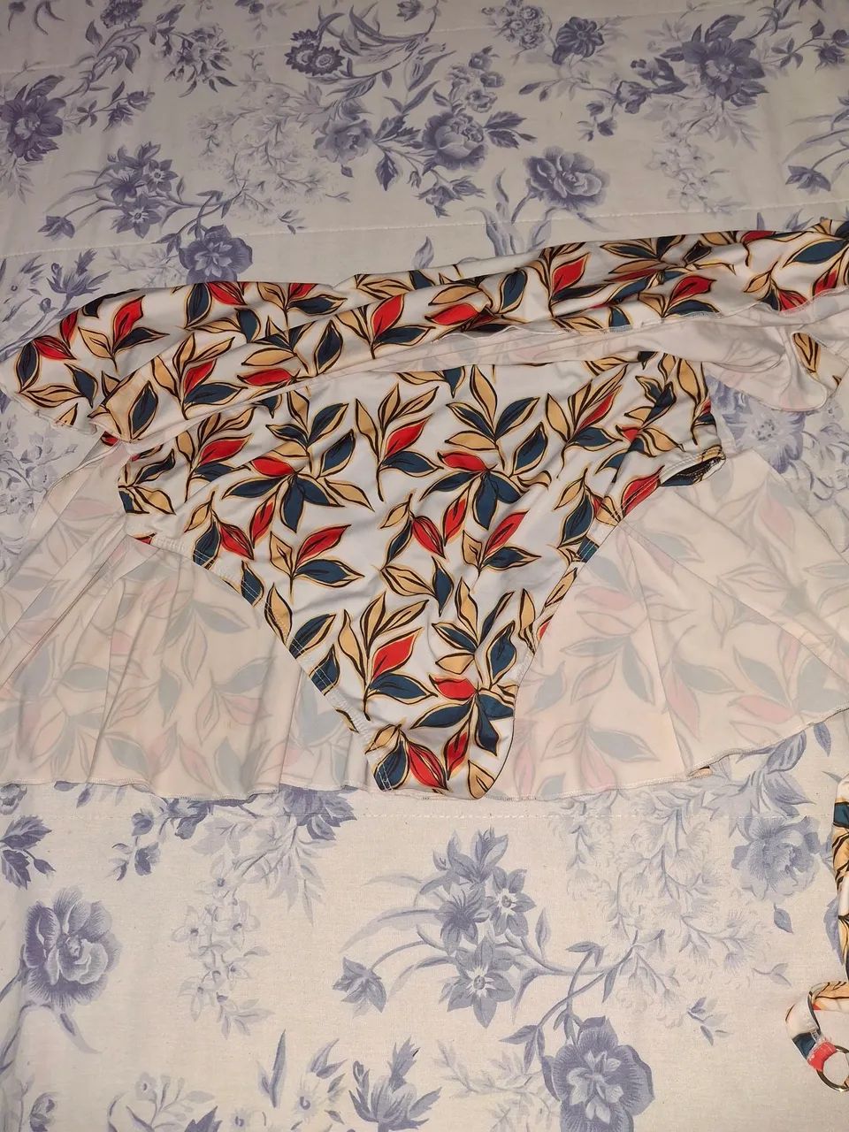 Moda praia Plus Size 52, Biquíni saia