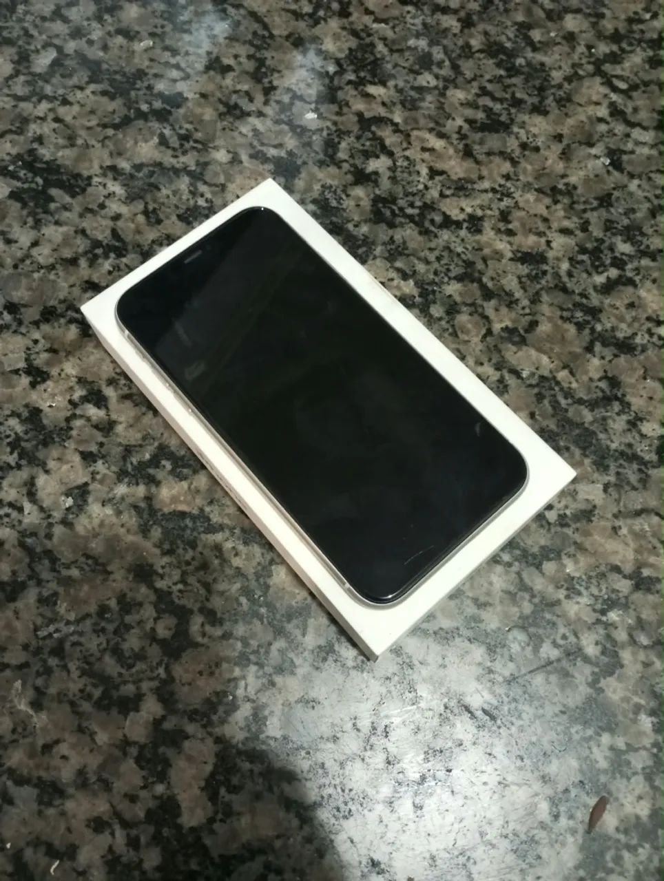 iPhone 11 branco - Foto 2