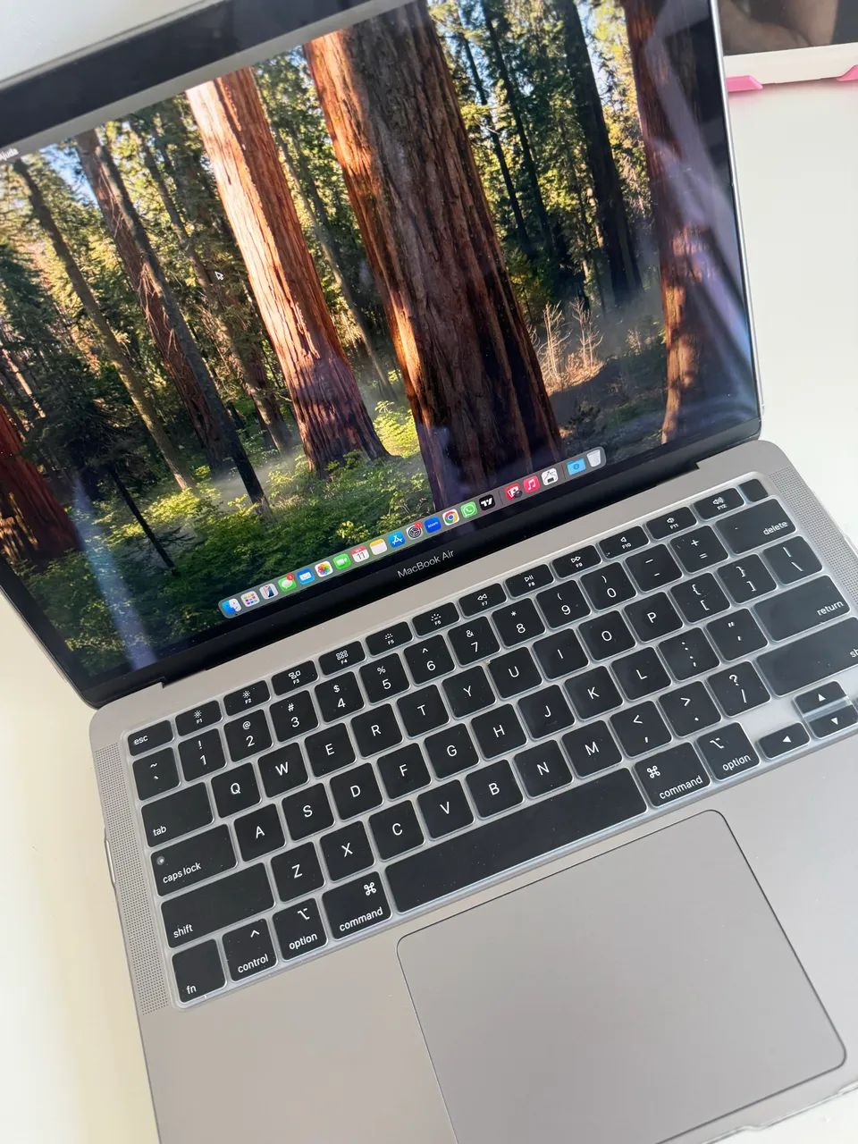 MacBook Air 13 (2020) M1 com 16GB RAM 1TB NVMe - Notebooks