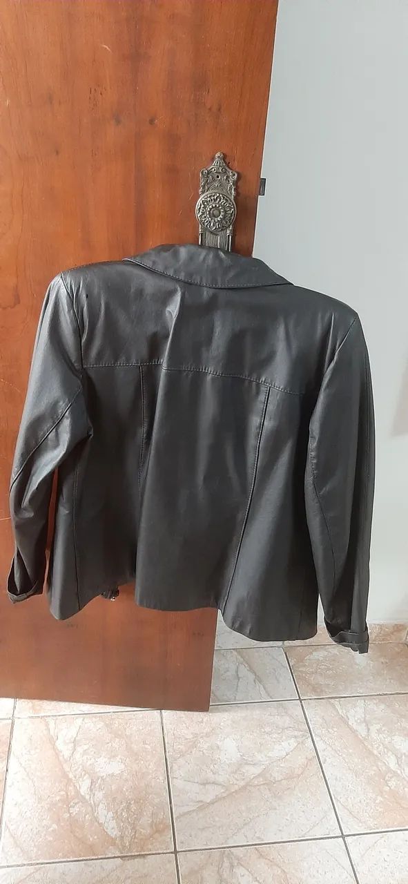Casaco preto de pelica - Foto 2