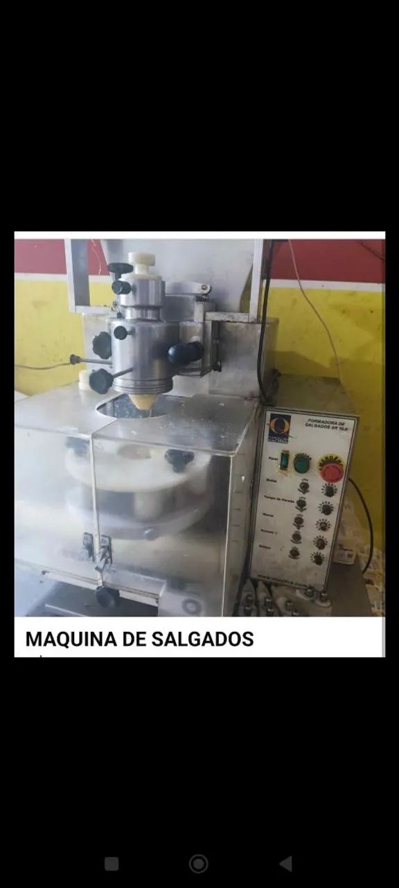 MÁQUINA de Salgados 