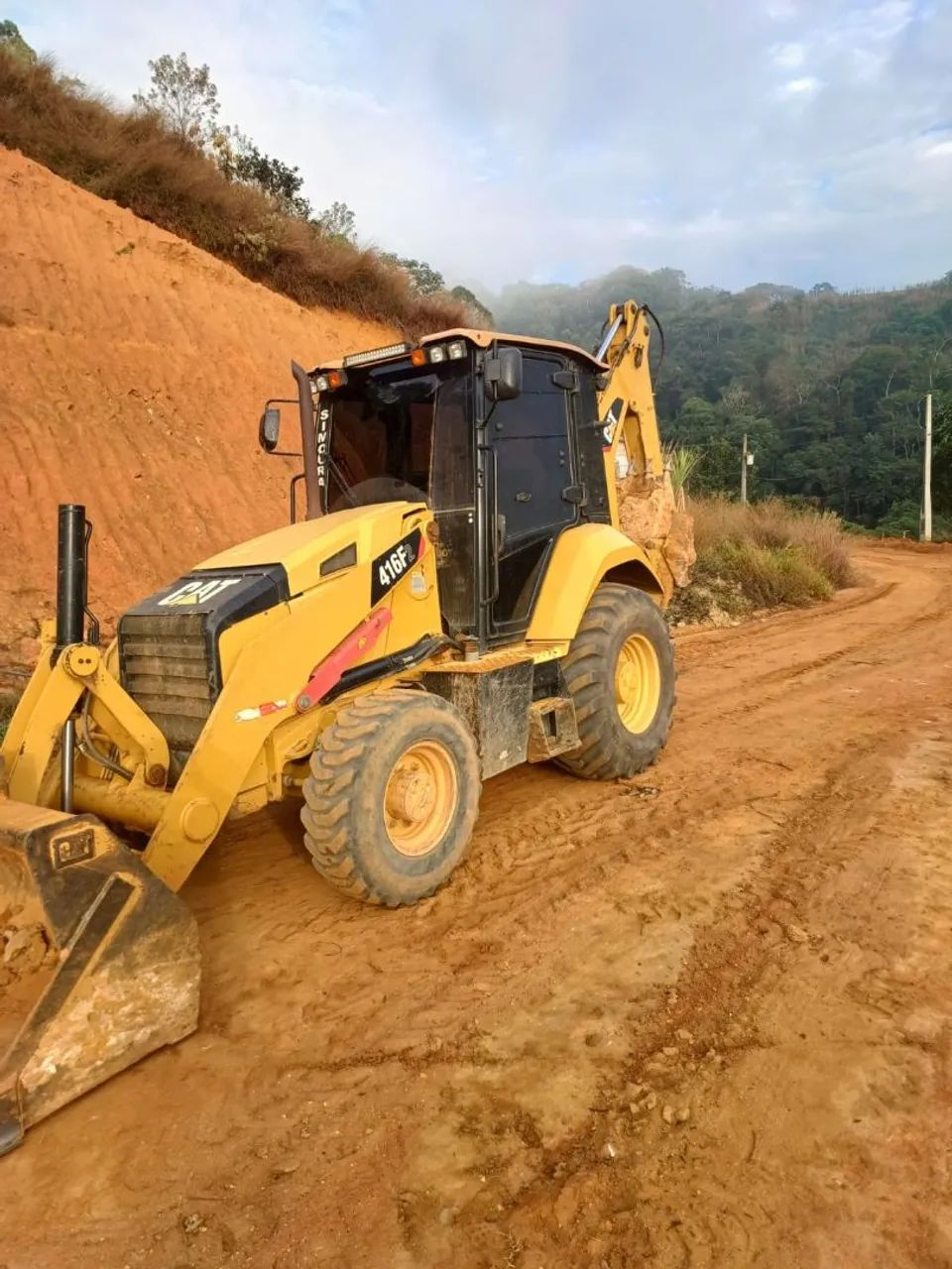 Caterpillar 416f - Foto 2