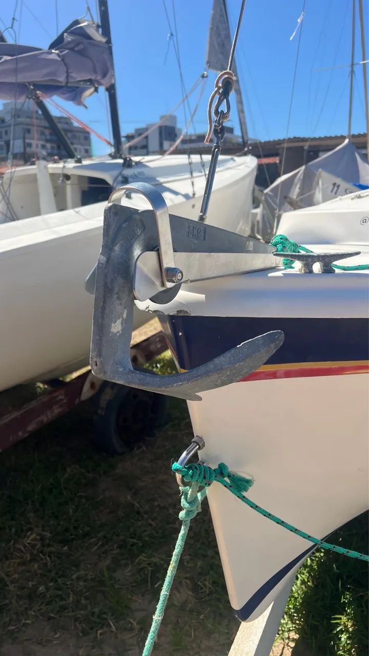 DAY SAILER À VENDA - É SÓ COLOCAR NA ÁGUA E VELEJAR! - Foto 3