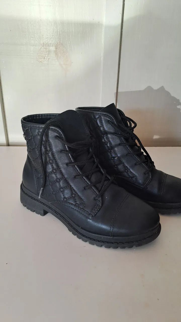 Bota Feminina Preta 34